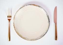 Afișați detaliile pentru Farfurie întinsă din ceramică, model Albus, 26 cm - La mediterranea Imagine de Farfurie întinsă din ceramică, model Albus, 26 cm - La mediterranea