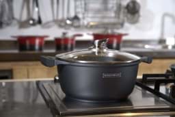 Afișați detaliile pentru Oală antiaderentă cu înveliș tip marmură, model BS-ML, Royalty Line Imagine de Oală antiaderentă cu înveliș tip marmură, model BS-ML, Royalty Line