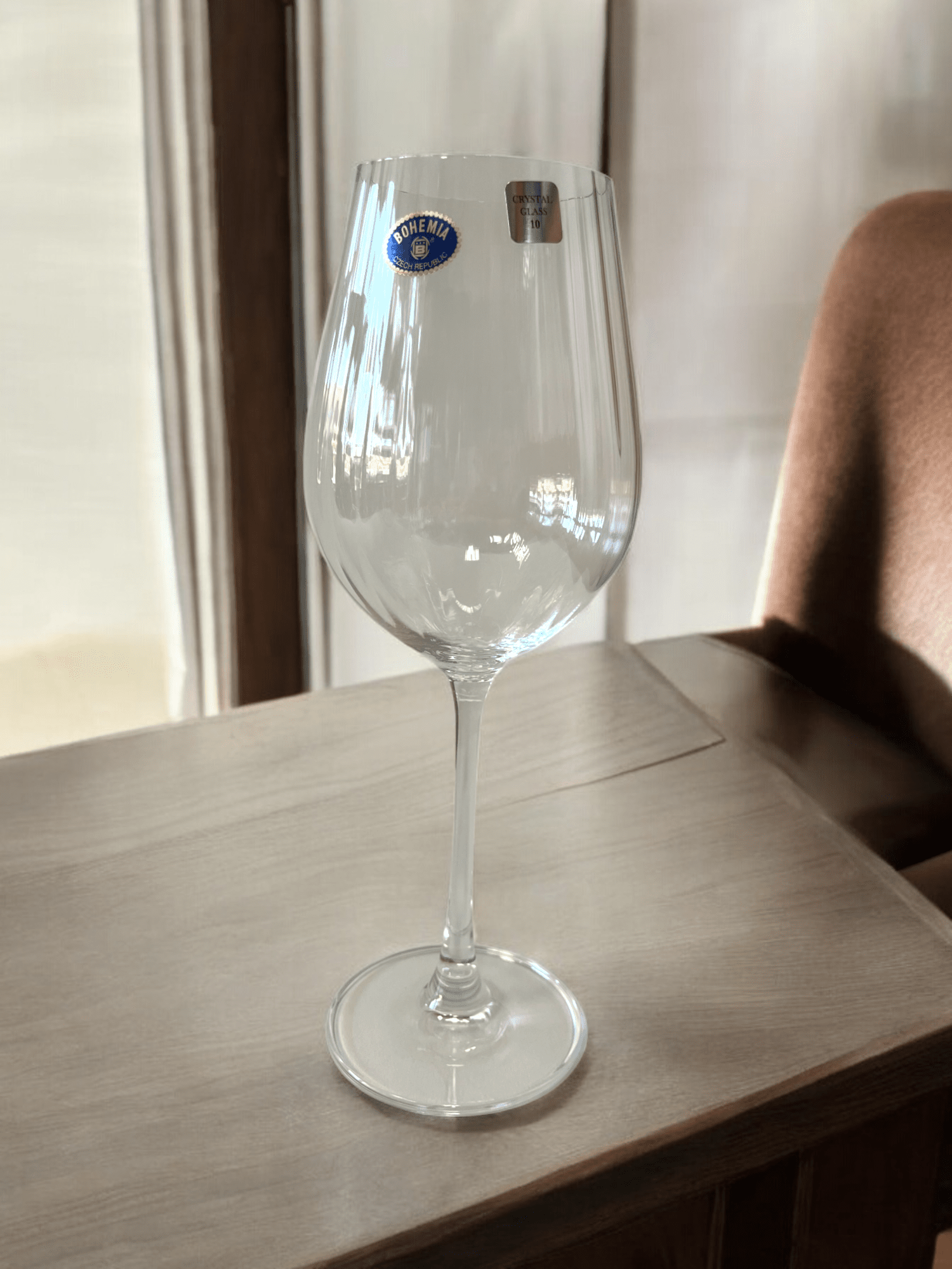 Picture of Set of 6 Bohemia Columba Optic crystal-clear wine glasses, 650 ml