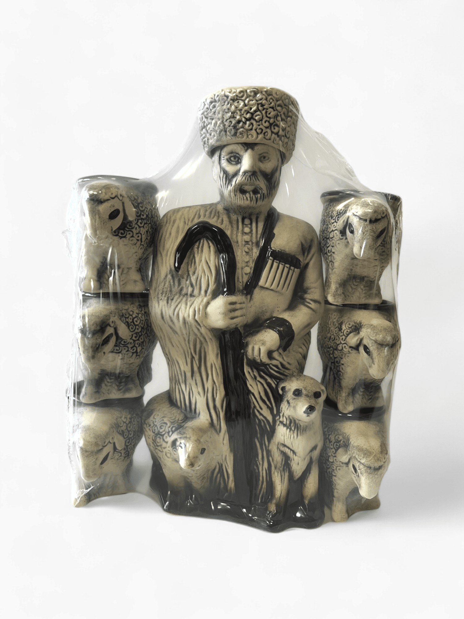 Picture of 7-piece set for alcoholic drinks, shepherd-shaped bottle and 6 sheep glasses