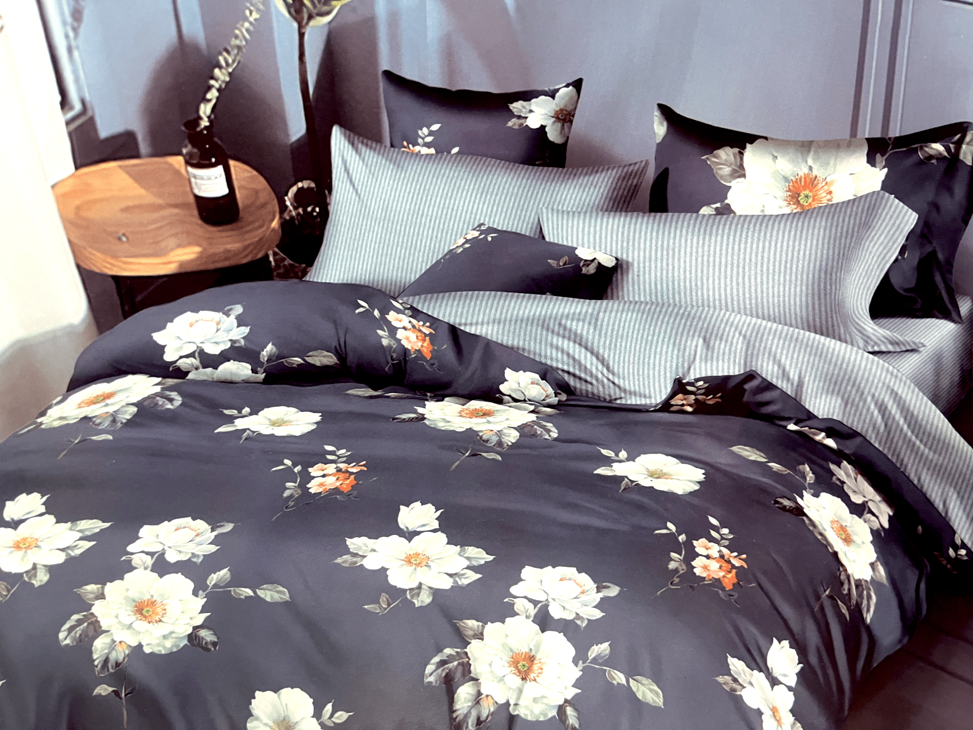Picture of Navy blue bedding set with 4 pillowcases, Casa New Fashion