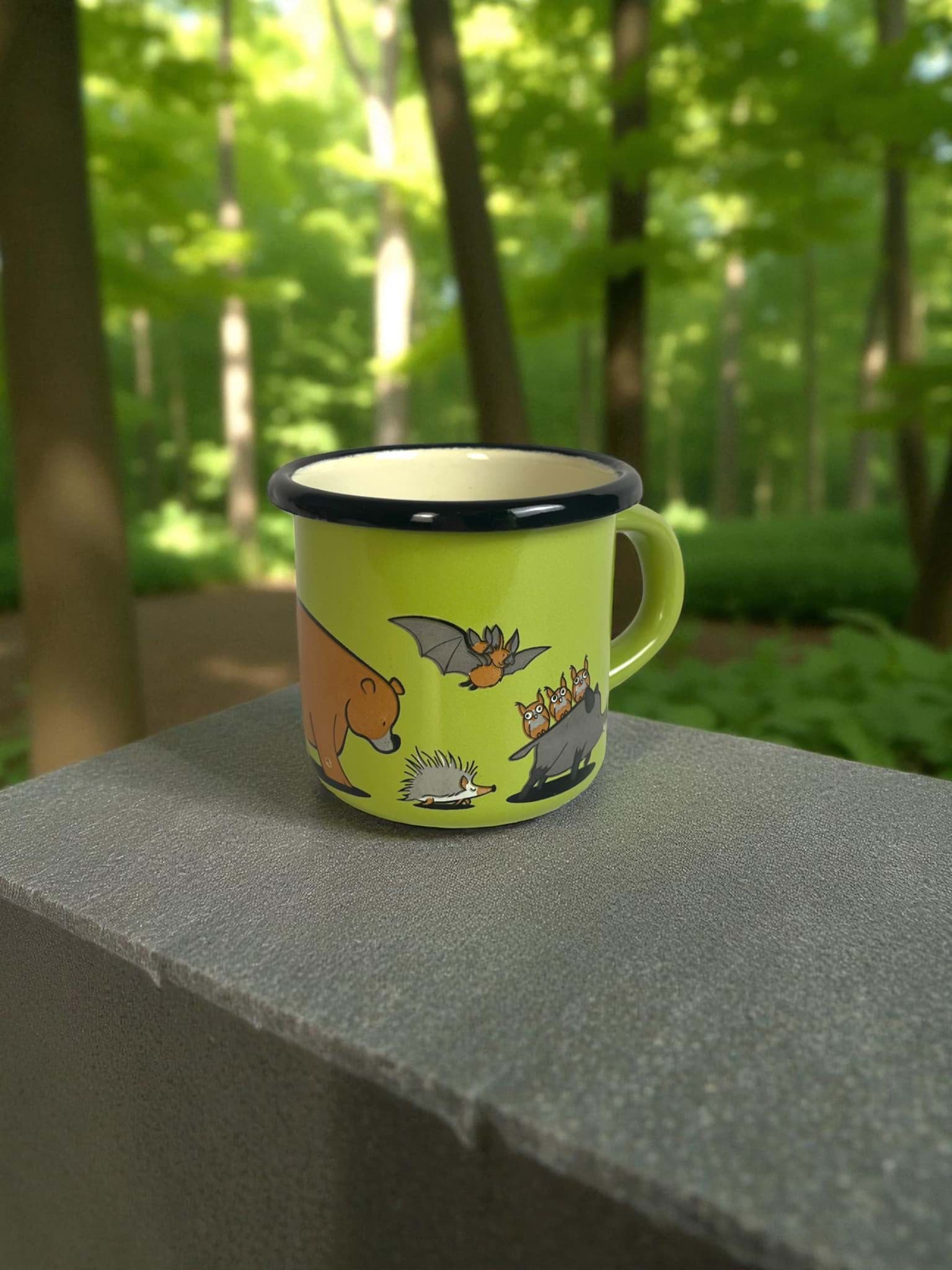 Imagine de Cană emailată de 7cm verde, decor cu animale