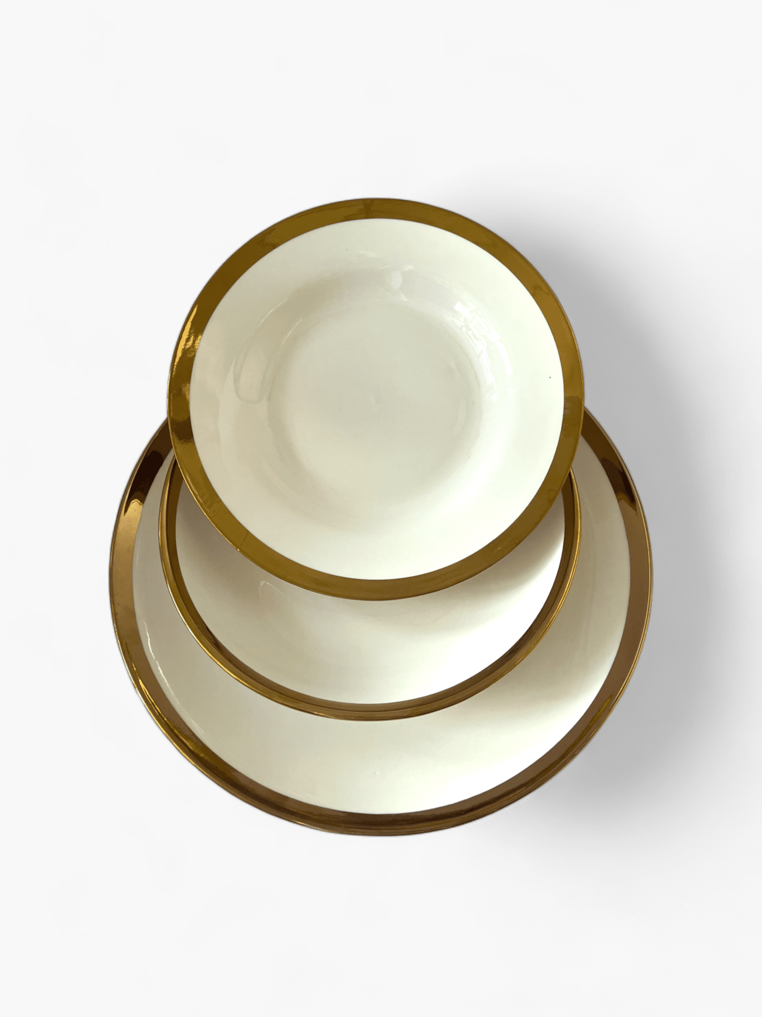 Picture of Porcelain dinnerware set 18 pieces for 6 persons with golden rims